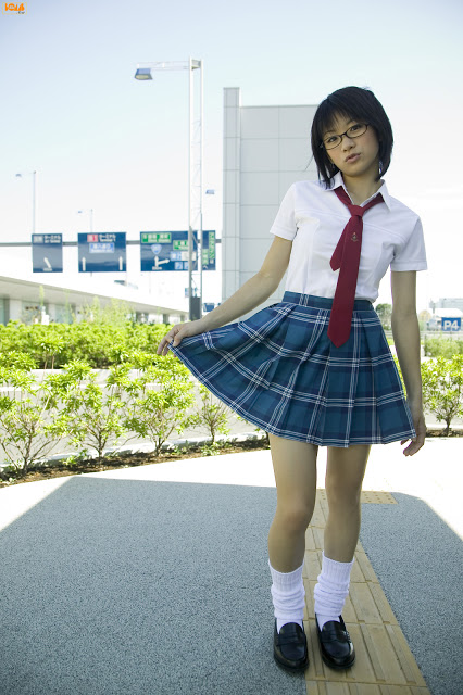 SlickDog-AmiTokito_schoolgirl_01.jpg