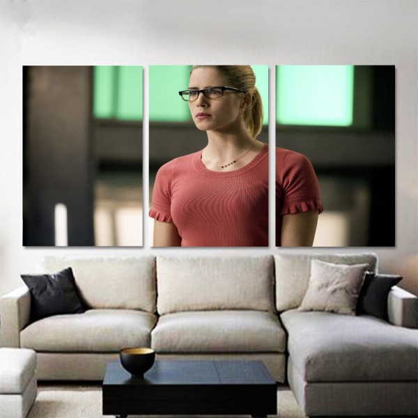 felicity-smoak-in-arrow-season-6-qf.jpg